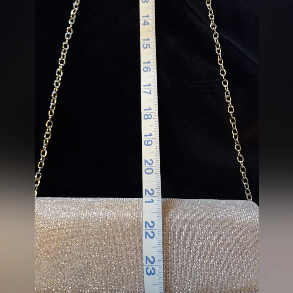 NWOT Hologram Pink Formal Clutch Purse - Picture 6 of 9